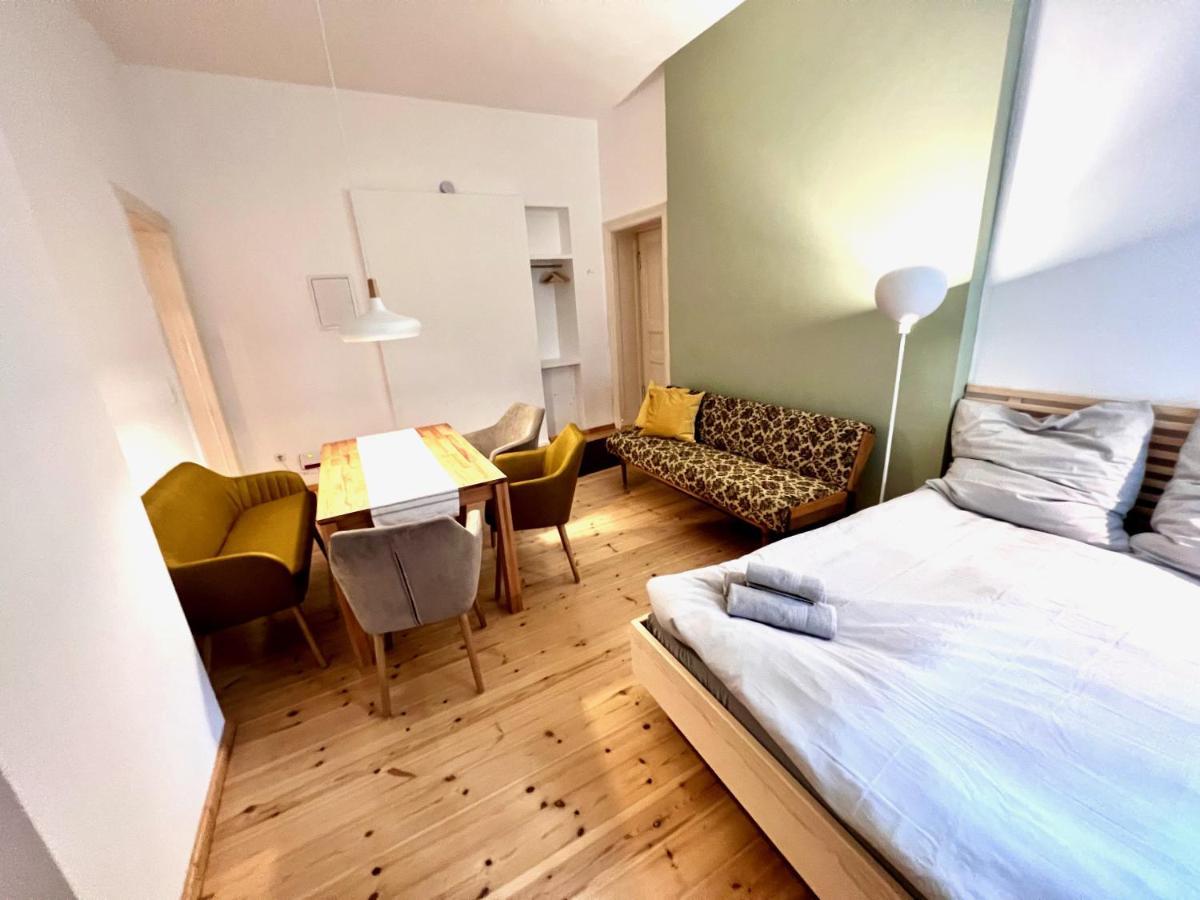 Gemuetliche 2-Zimmer-Wohnung Zentral Friedrichshain ベルリン エクステリア 写真